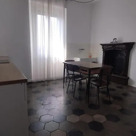 Daire Apartment, A 6-minute Walk From The