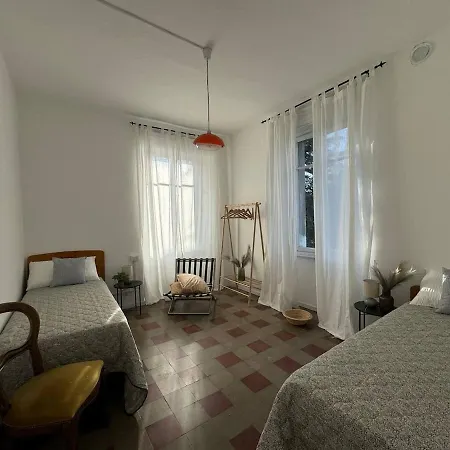 Apartment, A 6-minute Walk From The Appartement